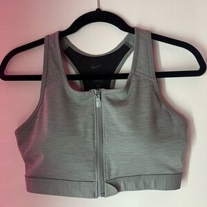 Nike Swoosh Medium Support Padded Zip-Front Sports Bra